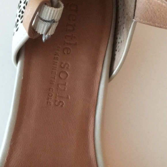 Gentle Souls Brand New - Picture 5 of 5